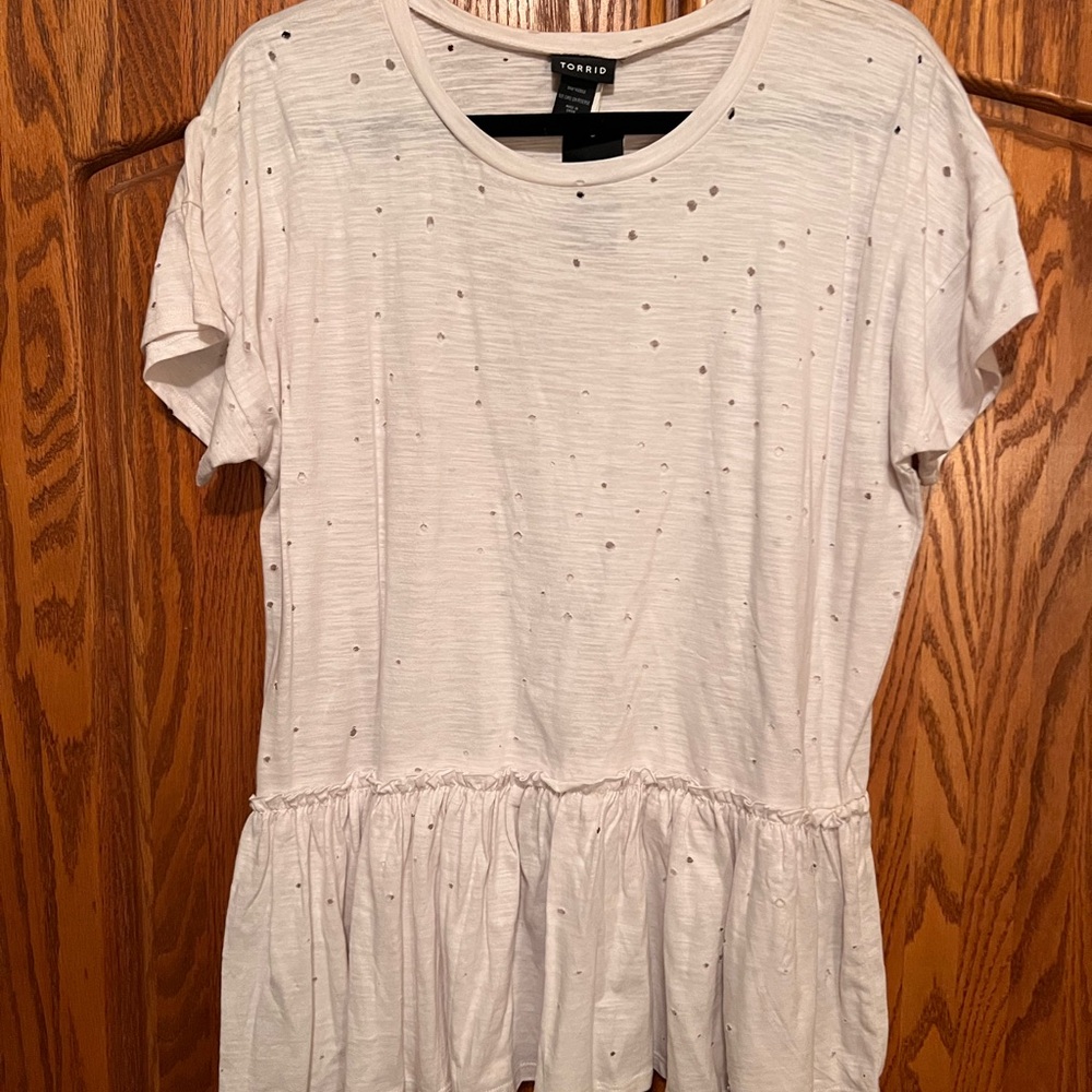 TORRID Distressed White Short Sleeve Peplum Top